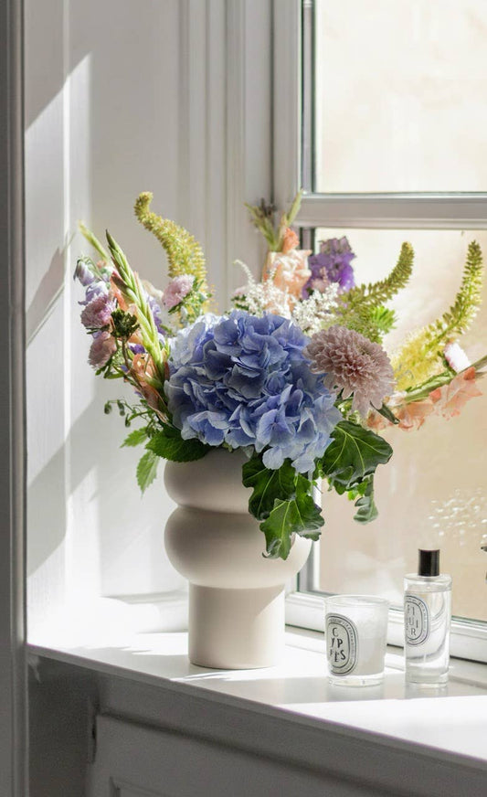 Ripple vase large in off-white — view 2