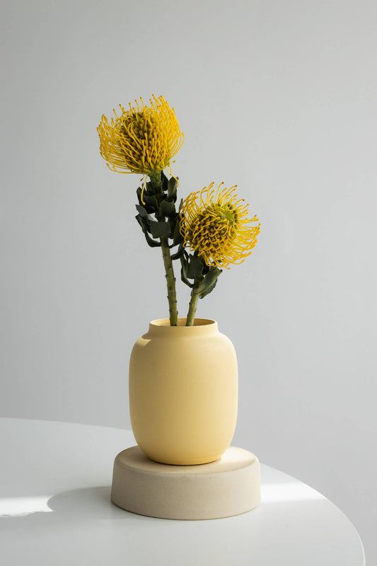 Blanc 04 handmade ceramic vase in butter yellow