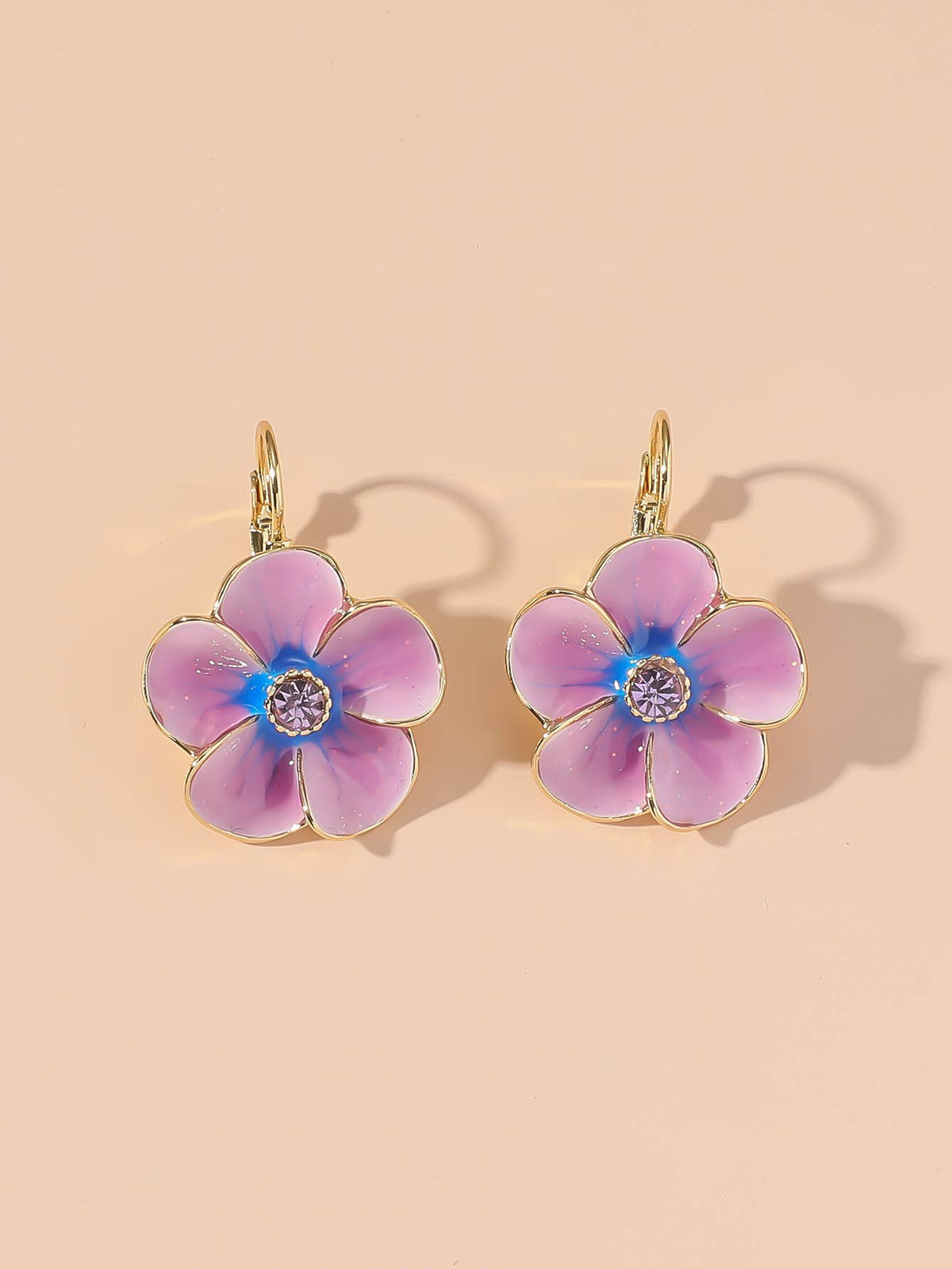 Small sleeper hoop earrings in blue