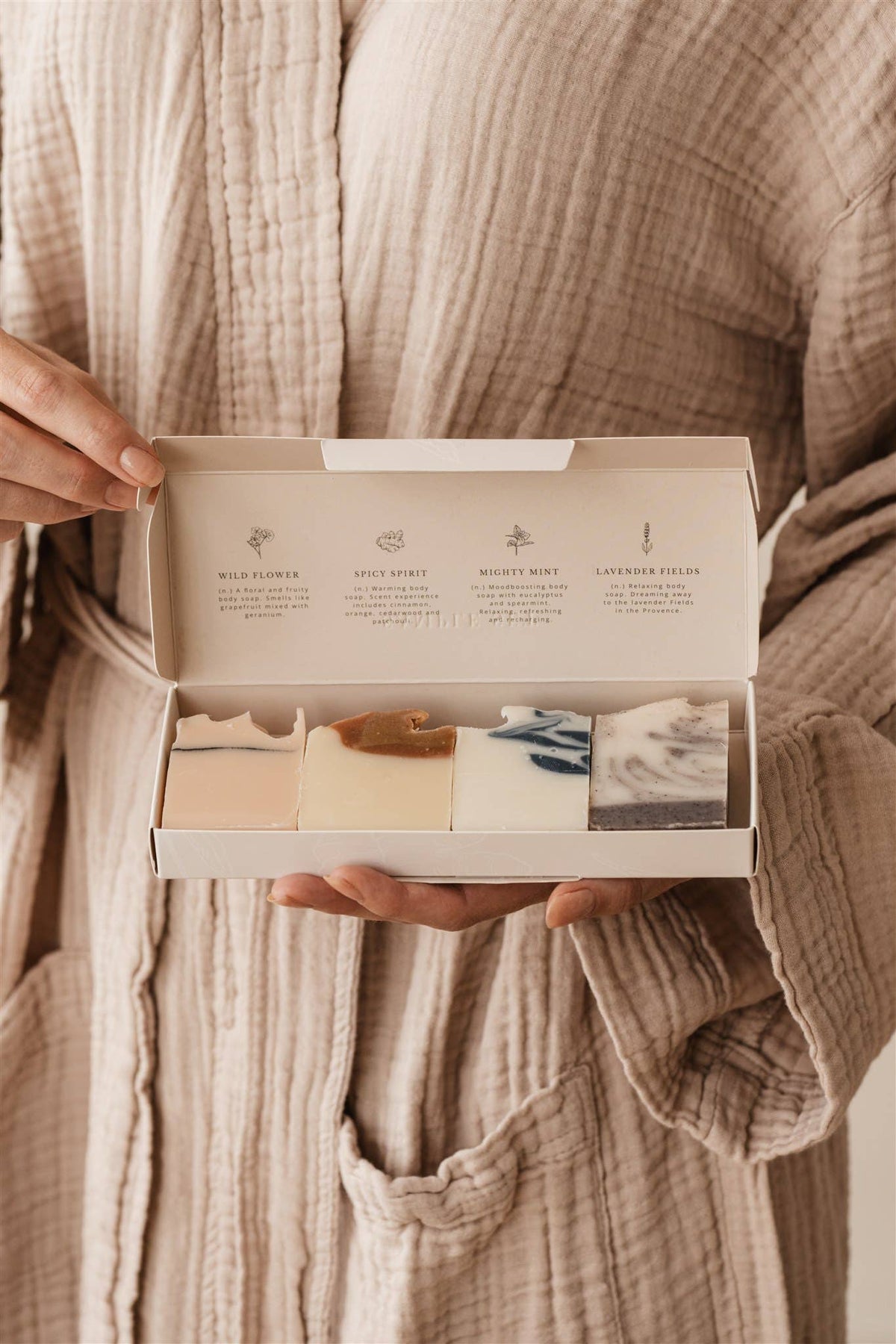 Natural body bar sample set — view 3